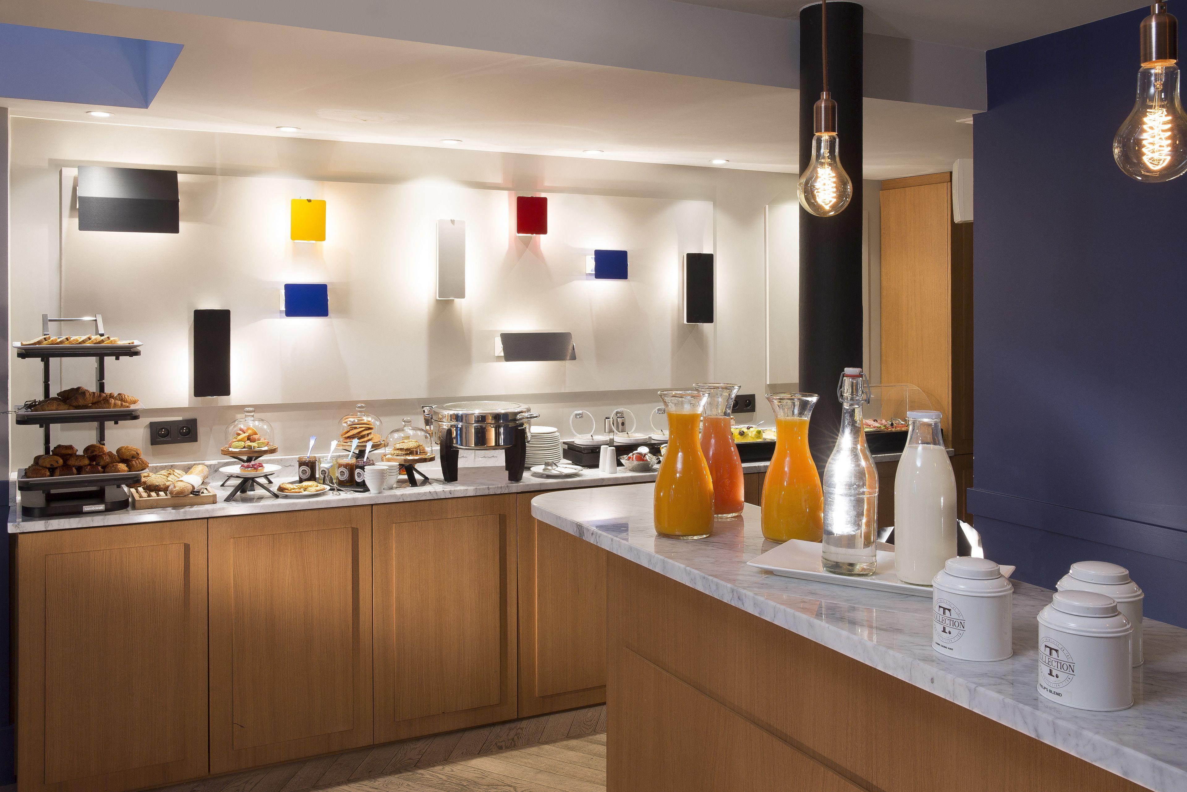 Hotel Les Matins De & 4*