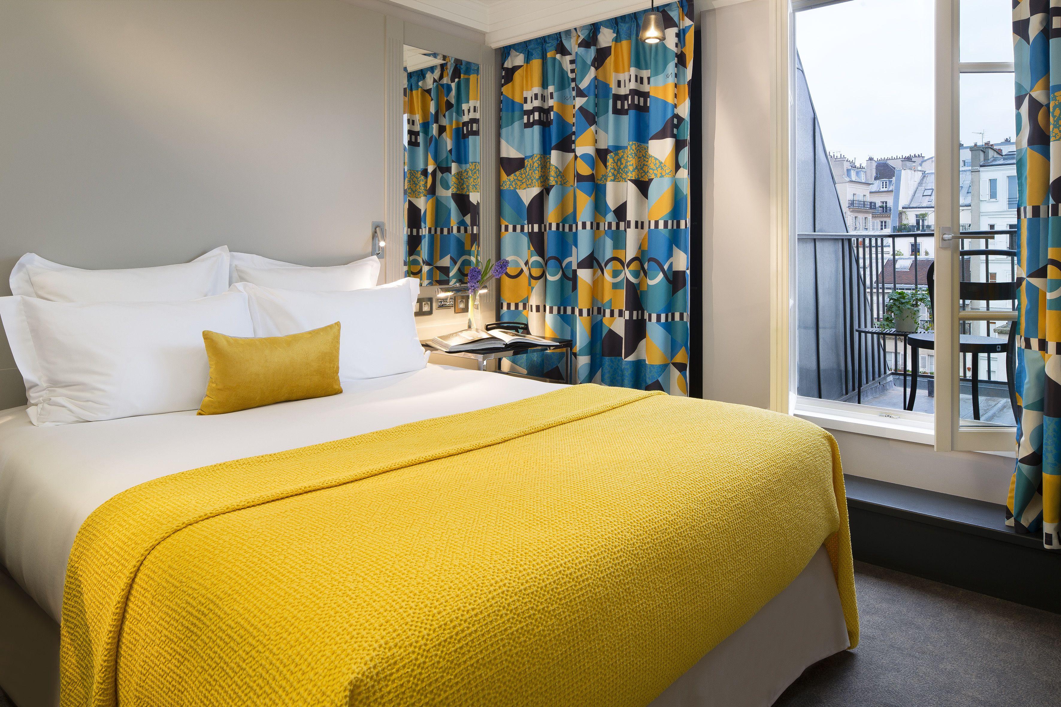 Les Matins De & Hotel Parigi